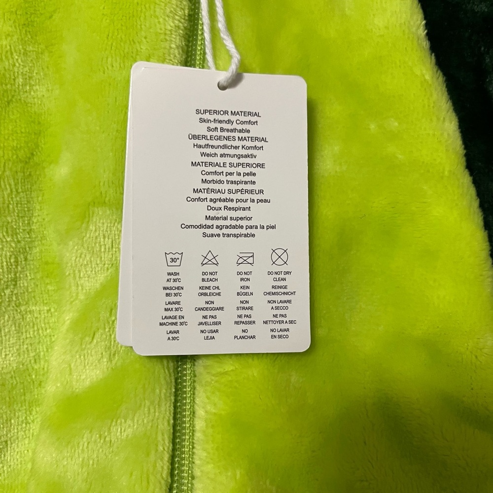 Dinosaur Plush Onesie – Size 2T 🦖 - Picture 4 of 4